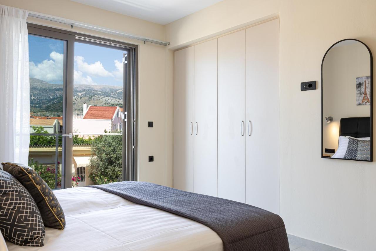 Meraviglia Residence - Amethyst Apartment Аргостолион Екстериор снимка