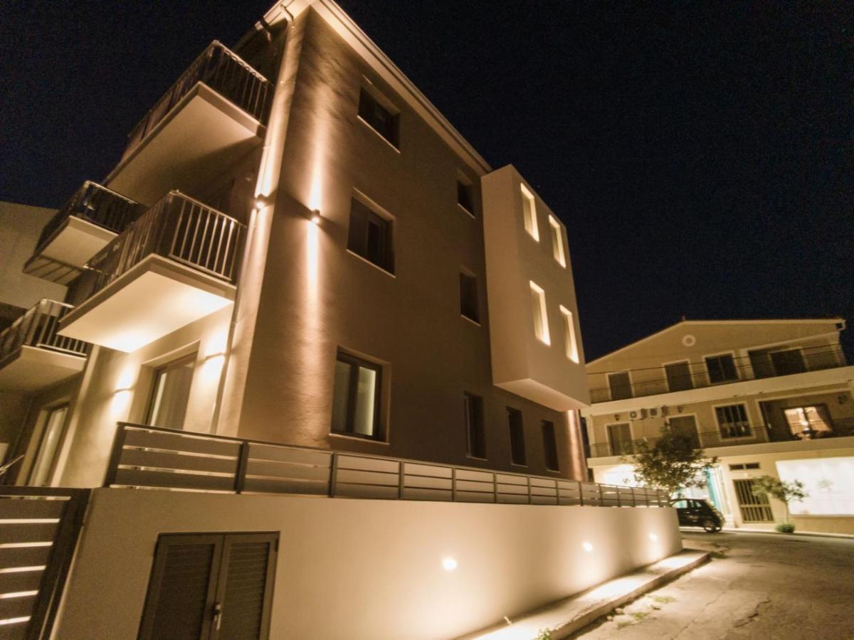 Meraviglia Residence - Amethyst Apartment Аргостолион Екстериор снимка